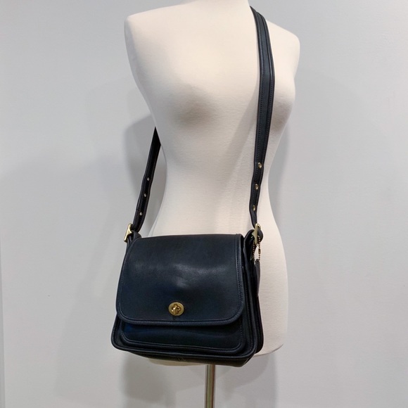 Coach Handbags - Vintage Coach Ramblers Legacy Style 9061 Purse